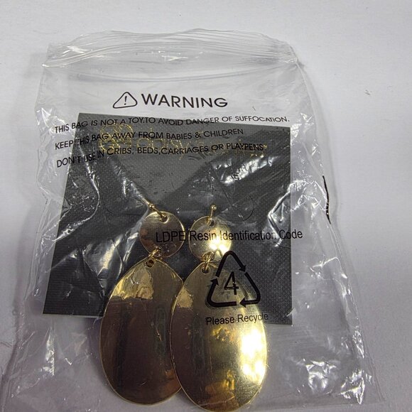 Daisy Fuentes Gold tone Drop/Dangle Earrings Teardrop Brass Fishhook Pierced - Picture 4 of 4